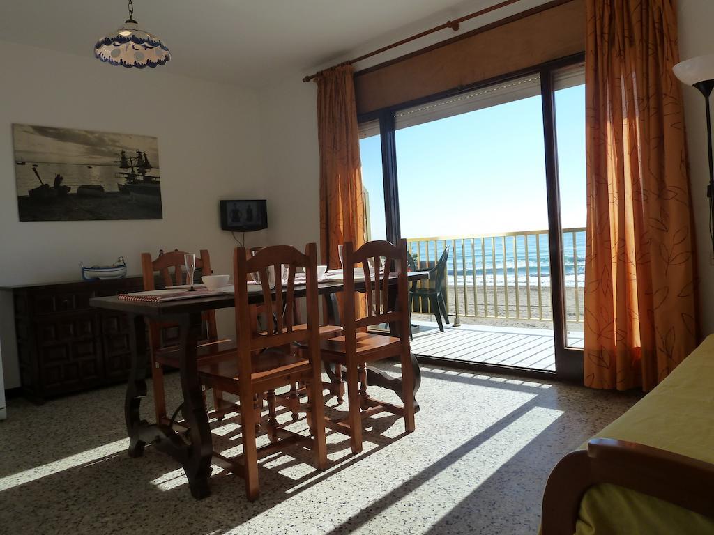 Villa Service - Apartamentos Aransol El Vendrell Kamer foto